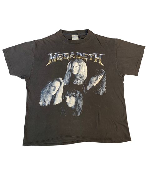 Vintage Megadeath Tees Countdown To Extinction, Aesthetic Shirt, Upper Body, T Shirt Design, Vintage Tshirts, Fashion Games, Long Sweatshirt, Kids Hoodie, Mens Tank Tops