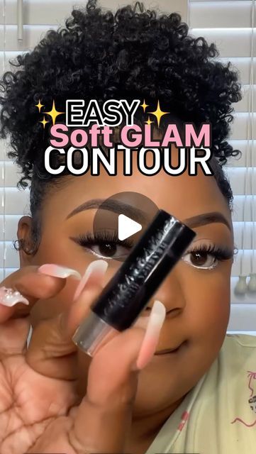 PRIM BEAUTY USA™ on Instagram: "The PERFECT contour sculpt for (round) face shape 😍 ✨SAVE & SEND✨ to your bestie 🥂 . #makeuptutorial #beautytips #makeuptips #beautytutorial #makeupartist #makeup #blackmakeupartist" Contour Makeup For Beginners Black Women, Natural Glam Makeup Round Face, Contour For Black Women, Easy Face Contouring, Conture Drawing Face Makeup, Contouring Round Nose, Simply Makeup Natural Looks, How To Do Full Face Makeup, Bronzer Placement Round Face