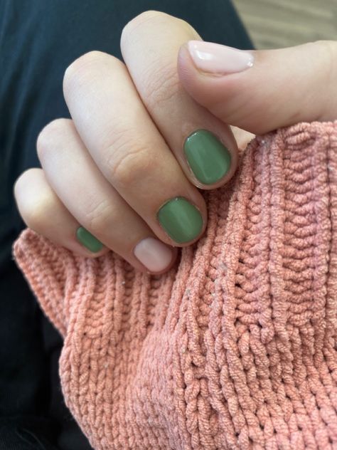 Green and pink short nail inspo💅💛🌻 Pink And Green Nails Short, Green And Pink Nails, Short Nails Inspo, Short Nail Inspo, Dark Green Nails, Pink Gel Nails, Short Nail, December 2024, Prom Outfits