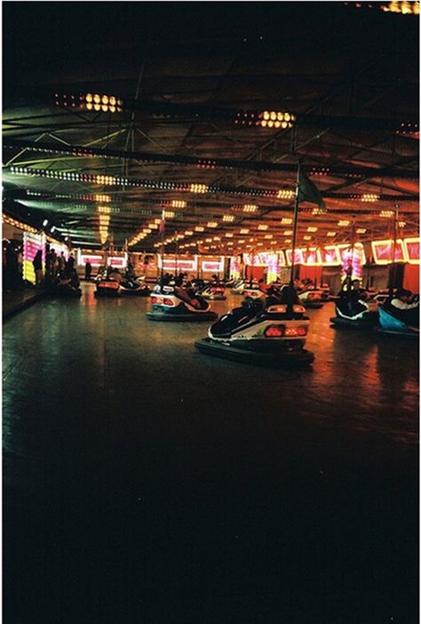 Bumper Cars, A Group Of Friends, Fun Fair, Group Of Friends, Amusement Park, City Lights, Summer Nights, Life Is Beautiful, Pretty Pictures