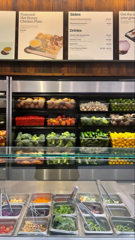 Salad Bar Aesthetic, Salad Business Ideas, Healthy Cafe Design, Food Market Design, Healthy Restaurant Design, Salad Bar Restaurants, Healthy Food Restaurant, Healthy Food Shop, Food Court Design