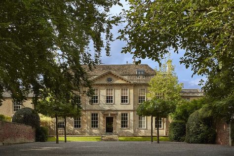 Shaw House, Georgian Mansion, English House, Tree Line, Art Culture, Harper's Bazaar, Harpers Bazaar, Culture Travel, Beauty Art