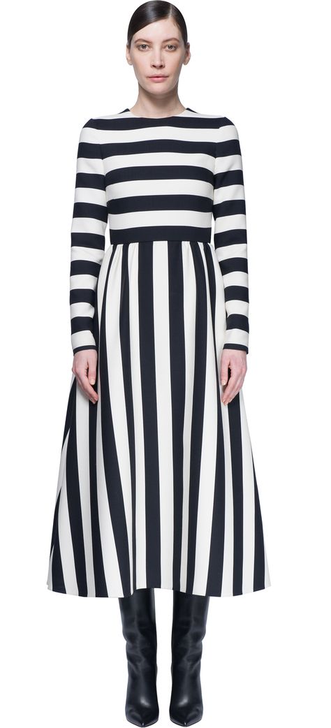 Horizontal stripes on the top and vertical stripes on the skirt make a special optical effect on this long dress by Valentino. Round neck, long sleeves and wide skirt. Wide Skirt, Horizontal Stripes, Vertical Stripes, Long Dress, Round Neck, Dress Outfits, Black Dress, Long Sleeve Dress, Stripes