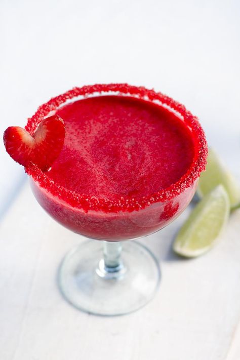 Strawberry Kiss Margarita Valentines Margaritas, Simple Valentines, Fun Drinks Alcohol, Mexican Drinks, Margarita Cocktail, Cocktail Recipes Easy, Alcohol Drinks, Easy Cocktails, Drinks Recipes