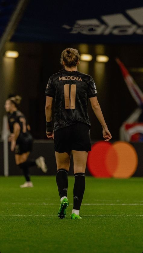 Arsenal Womens Wallpapers, Vivianne Miedema Wallpaper, Woso Football Wallpaper, Arsenal Women Wallpaper, Vivienne Miedema, Viv Miedema, Arsenal Kit, Arsenal Wfc, Arsenal Wallpapers