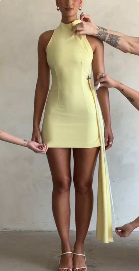 Pastel Short Dress, Classy Summer Outfits, Yellow Lace Dresses, Modest Dresses Fashion, Yellow Clothes, Chic Dress Classy, Elegant Outfit Classy, Vibrant Patterns, Halter Mini Dress