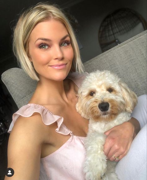 Krissa Fowles Hair, Krissa Fowles, Layered Bob Short, Violet Hair, Hair Instagram, Blonde Hair Looks, Layered Bob, Short Blonde, Short Blonde Hair