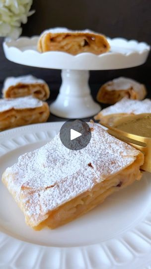 Sugar Almonds, Strudel Recipes, Sweet Apples, Apples Cinnamon, Apple Strudel, Dough Ingredients, The Egg, Pinch Of Salt, Apple Recipes