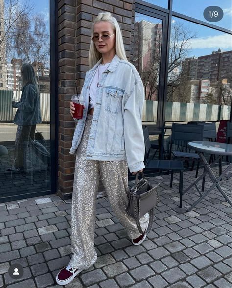 Sequin Pants Casual, Sequin Pants Casual Outfit, Glitter Trousers Outfits, Sequined Pants Outfit, Sequin Pants Outfit Casual, Silver Sequin Pants Outfits, Glitter Pants Outfit, Sparkly Trousers, Sequin Pants Outfit