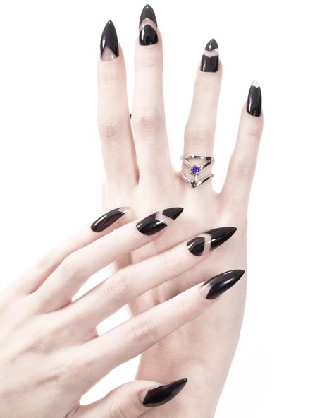 Rei Aesthetic, Sterling Silver Midi Rings, Violet Colour, Midi Rings Silver, Unghie Nail Art, Witchy Nails, Goth Accessories, Gothic Nails, Gel Mani