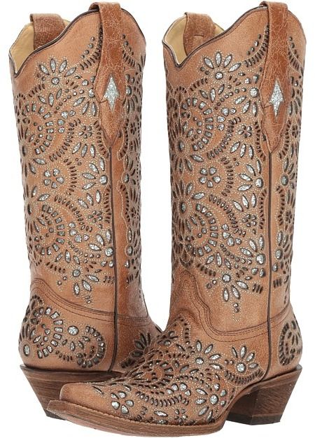 Corral Boots - A3352 Cowboy Boots. Cowboy boot fashions. I'm an affiliate marketer. When you click on a link or buy from the retailer, I earn a commission. Corral Boots Outfit, Cowgirl Boots Wedding, Classic Black Boots, Bridal Boots, Wedding Boots, Looks Country, Corral Boots, Country Weddings, Military Boots