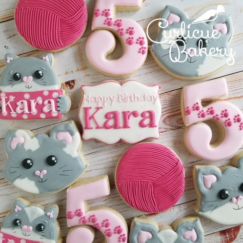 Pink and gray kitty cat birthday cookies Kitty Cat Birthday Cookies, Cat Birthday Cookies Decorated, Cat Themed Cookies, Cat Cookies Decorated, Cat Themed Parties, Royal Icing Sugar, Colorful Hairstyles, Christian Birthday, Cat Cookies