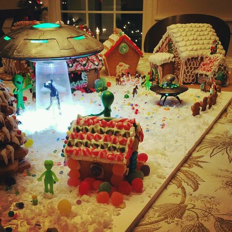 Alien Invasion Gingerbread House. Alien Gingerbread House, Gingerbread Creations, Gingerbread House Decorations, Alien Invasion, House Decorations, Gingerbread Houses, Xmas Decor, Office Ideas, Xmas Decorations