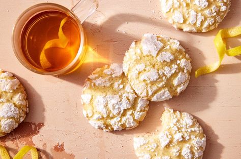 Lemon Crinkle Cookies Recipe, King Arthur Recipes, Healthy Bakes, Xmas Goodies, Lemon Cakes, Crinkle Cookies Recipe, Yeast Starter, Lemon Crinkle Cookies, Mixer Recipes