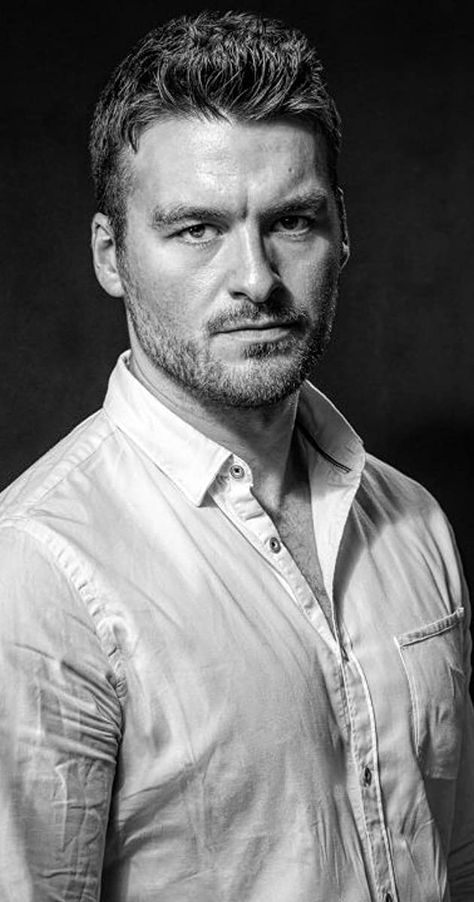 Matt Stokoe, Dapper Gentleman, Of Mice And Men, Luke Evans, Celebrity Beauty, Hot Shots, British Actors, Event Photos, Female Images