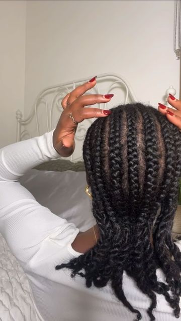 Afro Hair Growth, Winter Natural Hairstyles, Hairstyles Winter, Protective Hairstyles For Natural Hair, Natural Braids, Feed In Braids Hairstyles, Quick Natural Hair Styles, Reduce Tension, Natural Hair Beauty