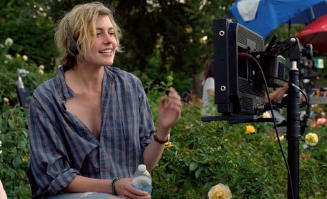 Watch this very nice video of Greta Gerwig directing Lady Bird | Dazed Greta Gerwig Directing, Margot Robbie And Ryan Gosling, Shang Chi, Film Life, Greta Gerwig, Film Inspiration, Lady Bird, Ryan Gosling, Margot Robbie