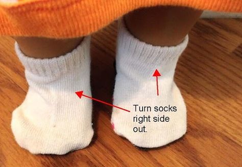 Do not waste your money on making clothes for American Girl Dolls. If you have five minutes, you can learn How to Make Doll Socks. You are going to be surprised at how absurdly simple it is to learn how to sew docks for your daughter or granddaughter's favorite doll. This free sewing tutorial is honestly the easiest idea on the web for making DIY doll clothes. All you need to make these socks is a pair of baby socks, your machine, and five to ten minutes of your time. Reborn Doll Accessories Diy, Maternity Sewing Patterns Free, American Girl Clothes Patterns, Diy Doll Clothes, Sewn Toys, Maternity Sewing Patterns, Free Doll Clothes Patterns, How To Make Doll, Maternity Sewing