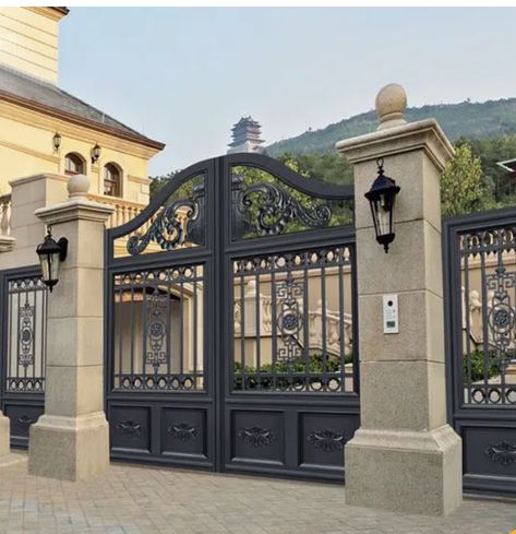 Creative Fence, Metal Driveway Gates, Grill Gate Design, Steel Gate Design, Entrance Gates Design, Front Gate Design, Gates Design, Iron Gate Design, Gate Ideas