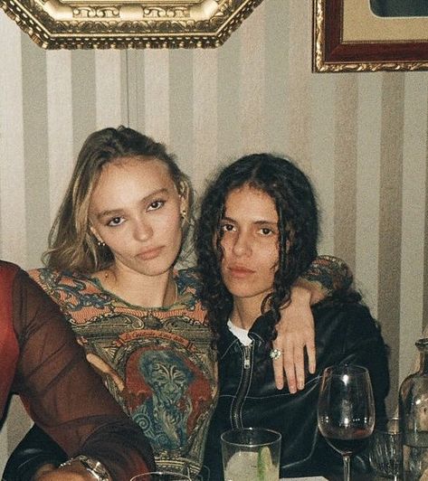 070 Shake, Alana Champion, Rose Depp, Lily Rose Depp, Lily Rose, Star Girl, North Star, Celebrity Couples, Couple Goals