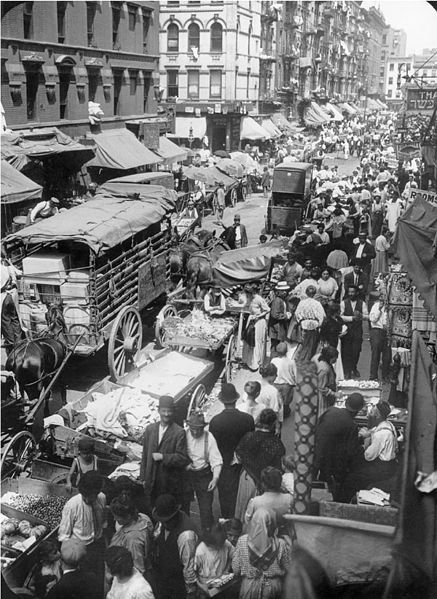 Nyc History, Olden Days, New Century, Lower Manhattan, Lower East Side, 5th Avenue, Vintage New York, Us History, Easter Sunday