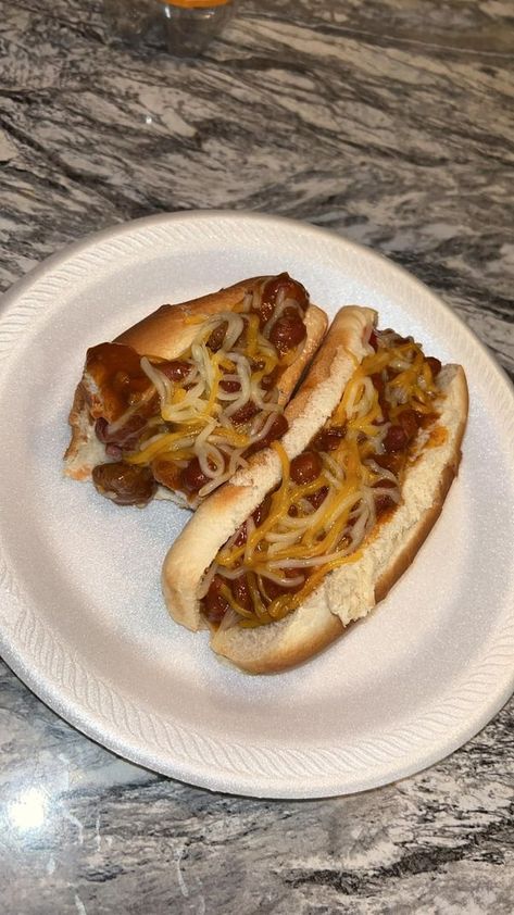 Cheap Meal Ideas | Made 8 chili cheese dogs for $5 in the air fryer 😉🌭 | Facebook Chili Cheese Hot Dogs, Chili Hot Dogs, Chilli Cheese Dogs, Cheese Hot Dogs, Chili Cheese Hot Dog, Cheap Meal Ideas, Chili Cheese Dogs, Cheap Meal, Cheese Dog