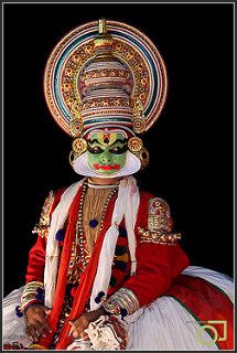 k Kathakali Dance, Kathakali Face, Ganesha Artwork, Indian Classical Dancer, Dance Of India, India Poster, Indian Women Painting, Kerala Mural Painting, Dance Images