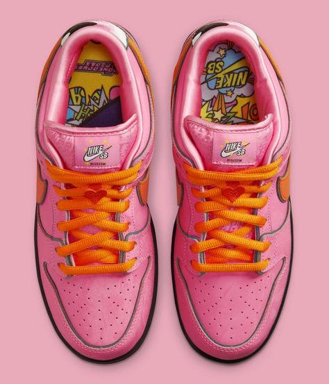 Nike Sb Powerpuff, Nike Powerpuff Girl, Dunk Outfit, Shoe Painting, Concert Attire, Sb Dunks, Powerpuff Girl, Girls Nike, Nike Sb Dunk Low