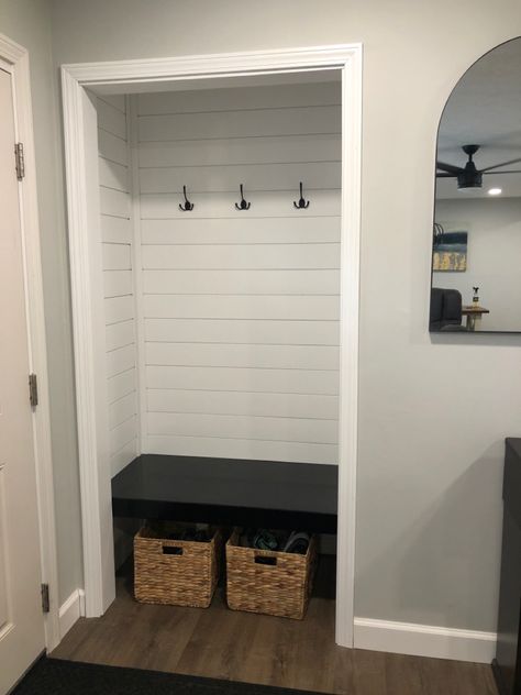 Entry Closet No Doors, Open Entry Closet Ideas, Open Entryway Closet, Porch Closet Ideas, Open Hallway Closet Ideas, Small Entryway Closet Ideas, Front Door Closet Ideas Entryway, Closets Without Doors Ideas, Small Entry Closet Ideas