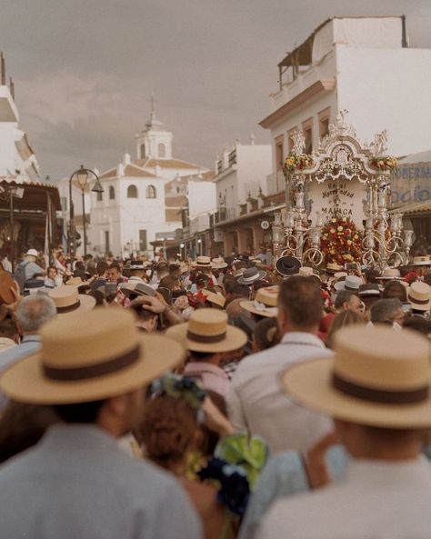 Antonio Gaudí, Christian Traditions, Elegance Style, Southern Region, The Camino, On Horseback, Pentecost, Donkeys, Vogue Italia