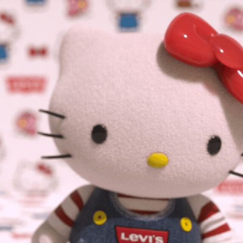 Levi's x Hello Kitty - Bomper Studio Hello Kitty Funny, Kitty Gif, Mood Gif, My Melody Wallpaper, Animated Banners, Kitty Baby, Hello Kitty Aesthetic, Cute Twins, Hello Kitty Art