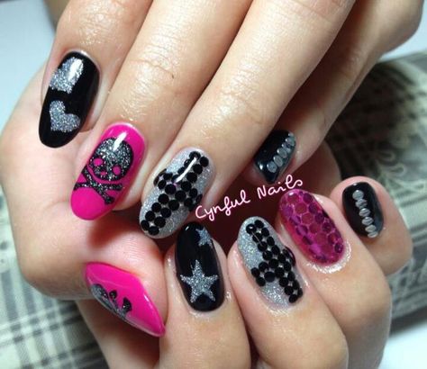 Rocker Nails Punk Rock Nails, Rocker Nails, Rock Nails, Skull Nails, Punk Nails, Goth Nails, Finger Nails, Nail Brush, Hot Nails