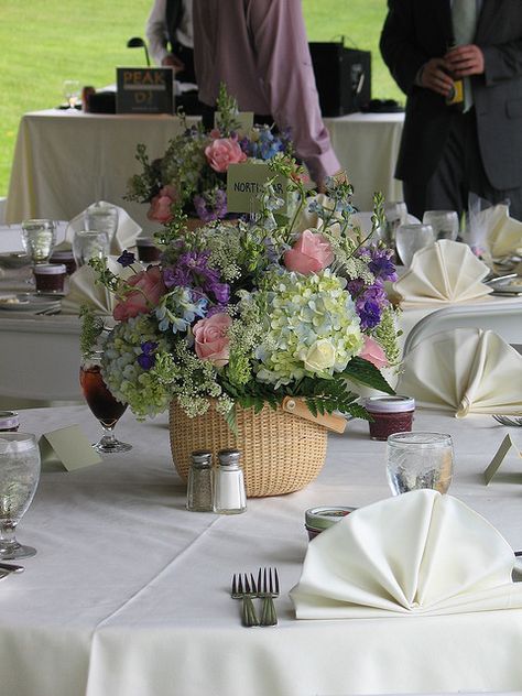 Nantucket Basket Centerpiece by Magic of Flowers, via Flickr Basket Centerpieces Table, Nantucket Party, Wildflower Centerpieces, Nantucket Basket, Basket Centerpiece, Lemon Themed Bridal Shower, Beach Wedding Decorations Reception, Basket Centerpieces, Table Arrangements Wedding