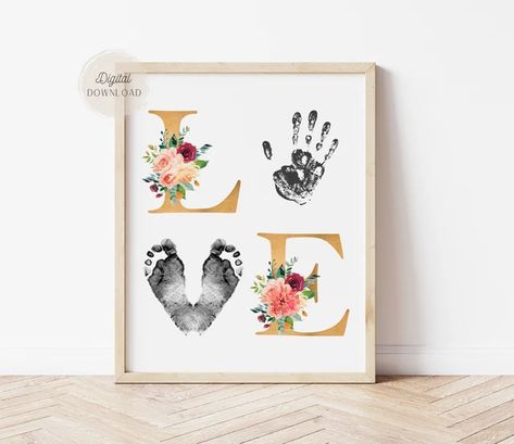 AlniPrints - Etsy Romania Baby Footprint Art For Grandma, Footprint Wall Art, Fall Handprint Crafts, Kylie Baby, Keepsake Crafts, Wall Art Crafts, Daycare Activities, Thanksgiving Diy, Handprint Craft