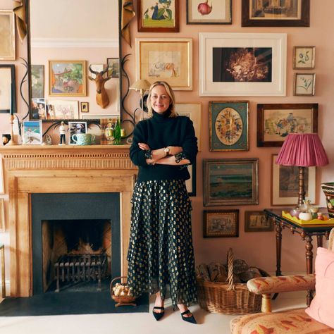 The queen of ‘undone’ interiors style, Rita Konig talks taste Rita Konig Interiors, Rita Konig, English Interior, English Decor, Eclectic Home, Front Room, Post It Notes, Post It, The Queen