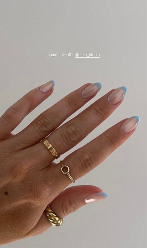 Wedding Guest Nail Inspiration, Light Nails Colors, Purple Crome Nails Design French Tip, Simple Nail Almond, Nails Europe Summer, Wedding Guest Nails Ideas Almond, Trending Nail Ideas 2024, Summer Wedding Guest Nails, Fun Wedding Nails For Bride