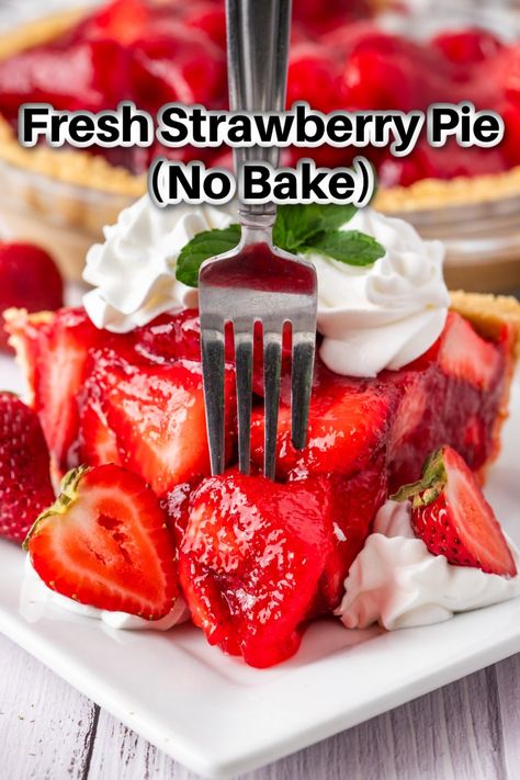 Satisfy your sweet tooth with a delicious fresh strawberry pie. This easy no-bake dessert is perfect for summer. via @cmpollak1 Easy Strawberry Desserts No Bake, No Bake Strawberry Desserts, Strawberry Desserts Easy, No Bake Strawberry Pie, Pig Recipes, Baked Strawberry Pie, Pie No Bake, Fresh Strawberry Recipes, Dessert Waffles