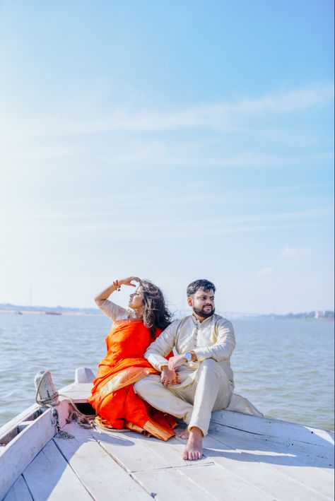 #saree #romantic #prewedding #aesthetic #sunrise #boat #varanasi Couple Poses In Boat, Couple On Boat, Couple In Boat Illustration, Sailboat Couple Photography, Couple In Boat Painting, Music Mosaic, Couple On Sailboat, Aesthetic Sunrise, Couple Session