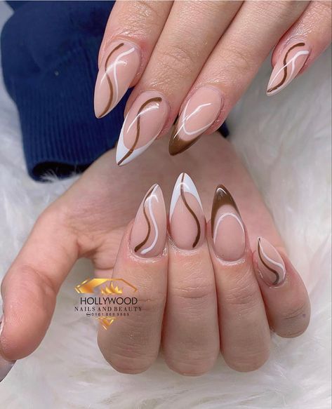 Navidad Outfit, Brown Nail Art, Uñas Ideas, Nail Polish Designs, Brown Nails, Autumn Nails, Nude Nails, Nails Art, Blue Nails