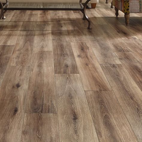 Maple Laminate Flooring, Composite Flooring, Shaw Flooring, Oak Laminate Flooring, Interior Design Minimalist, Wood Floors Wide Plank, Quickstep, Oak Laminate, Wide Plank Flooring