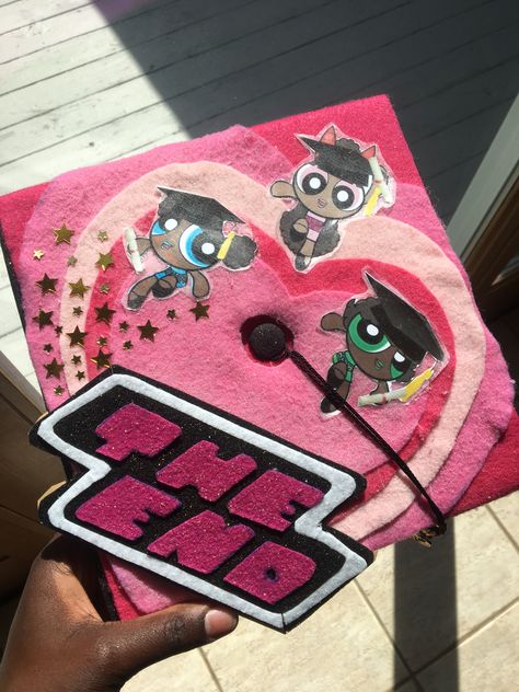 My powerpuff girl graduation cap❤️❤️100% original! #fashion #graduation #powerpuff #blackgirlmagic #classof2019 #graduationcap #graduationcapideas #original #capandgown #seniorpictures Nike Graduation Cap, Powerpuff Girls Graduation Cap, Bratz Graduation Cap, Y2k Graduation Cap, Fashion Graduation Cap, Baddie Graduation Cap, Graduation Haircut, College Graduation Photoshoot Ideas, Grad Hats