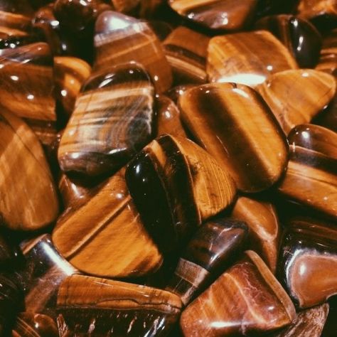 Brown Rock Aesthetic, Topaz Aesthetic Gem, Tiger Eye Aesthetic, Tortoise Shell Aesthetic, Tigers Eye Crystal Aesthetic, Brown Aethstetic, Tigers Eye Aesthetic, Brown And Gold Aesthetic, Bronze Aesthetic