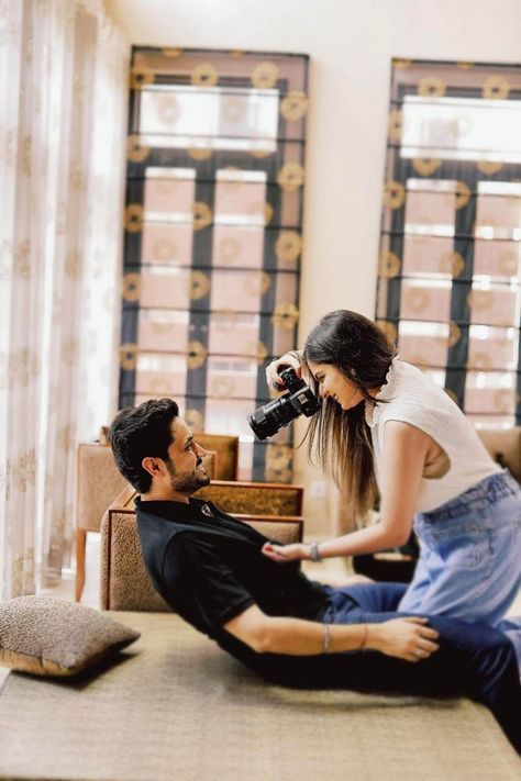 A Gorgeous Home Wedding In Delhi With Lots Of DIY Stuff Pre Wedding Photoshoot Indoor, Couples Candid Photography, Prenup Photos Ideas, Photo Tricks, Pre Wedding Photoshoot Props, Prewedding Shoot, Wedding Photoshoot Props, Pre Wedding Shoot Ideas, Pre Wedding Photoshoot Outdoor