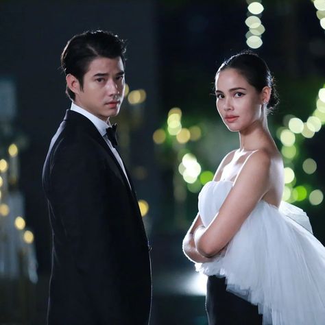 #badromeo #badromeothaidrama #khuethoe #keuter #thailand #drama #yayaurassayasperbund #urassayasperbund #mariomaurer #yuranuntpamornmontri #chutimonchuengcharoensukying Bad Romeo Thai Drama, Yaya Urassaya And Mario Maurer, Bad Romeo, Thailand Drama, Mario Maurer Bad Romeo, Mario Maurer, Couples Picture, Urassaya Sperbund, Thai Drama