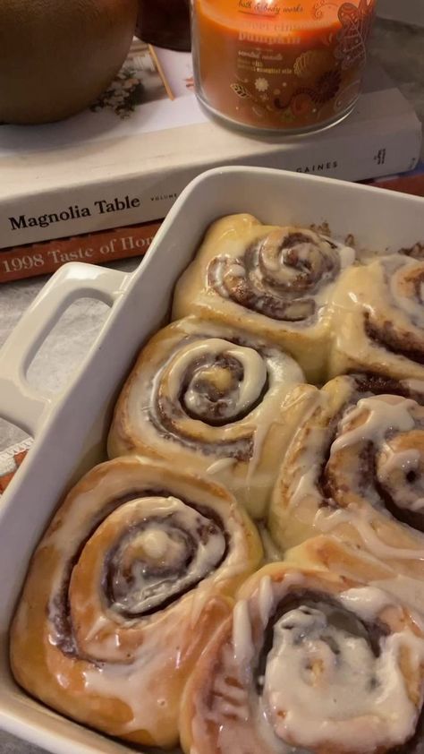 If you’ve been wanting to try your hand at homemade cinnamon rolls.. let it be these! #homemadecinnamonrolls #cinnamonrolls #breakfastrecipe #dessertrecipe #sweettreats | Jaycie Tanner Taste Of Home Cinnamon Rolls, Taste Of Home Best Cinnamon Rolls, Unique Cinnamon Rolls Homemade, Homemade Cinnamon Rolls Recipe, Almost Homemade Cinnamon Rolls, Bountiful Kitchen Cinnamon Rolls, Cinnamon Roll Recipe Homemade, Chocolate Dishes, Chocolate Recipes Homemade