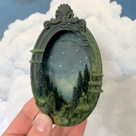 Expansive Landscapes Spill from Tiny Frames in Detailed Miniature Dioramas by A House of Wonders — Colossal Halloween Miniatures, Modern Crafts, Visual Culture, Desenho Tattoo, Miniature Crafts, Aesthetic Painting, Handmade Miniatures, May 22, Cute Crafts