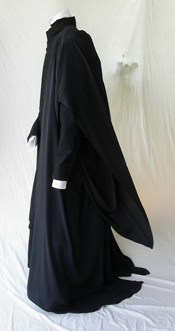 Potions Master Inspired Ensemble with Silk Robe Side View Universe Costume, Black Silk Robe, Pre History, God Clothing, Wizard Robes, Harry Potter Universe, Custom Costumes, Harry Potter Outfits, Black Costume