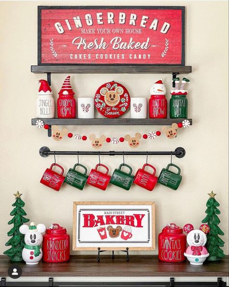 Disney Christmas Decor, Disney At Home, Disney Christmas Decorations, Tray Decor Christmas, Gingerbread Christmas Decor, Christmas Hot Chocolate, Disney Home Decor, Christmas Kitchen Decor, Hot Cocoa Bar