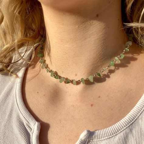 Crystal Chip Necklace, Wire Choker, Chip Necklace, Blue Aventurine, Aventurine Necklace, Crystal Chips, Yellow Jade, Chocker Necklace, Wire Necklace