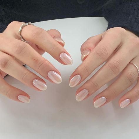 Basic Nail Ideas, Nails Gel 2023, Feminine Nails, Basic Nail, Light Feminine, Manikur Kuku, Milky Nails, Hello Nails, Gel Nails Diy